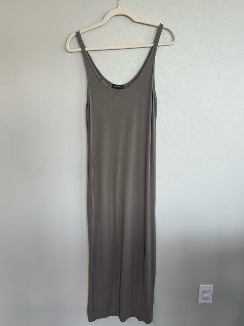 Aritzia Babaton Basic Scoop Neck Tank Maxi Dress Army Green